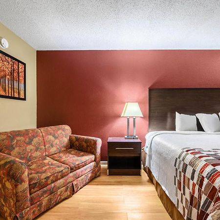 Red Roof Inn Sylacauga Bagian luar foto