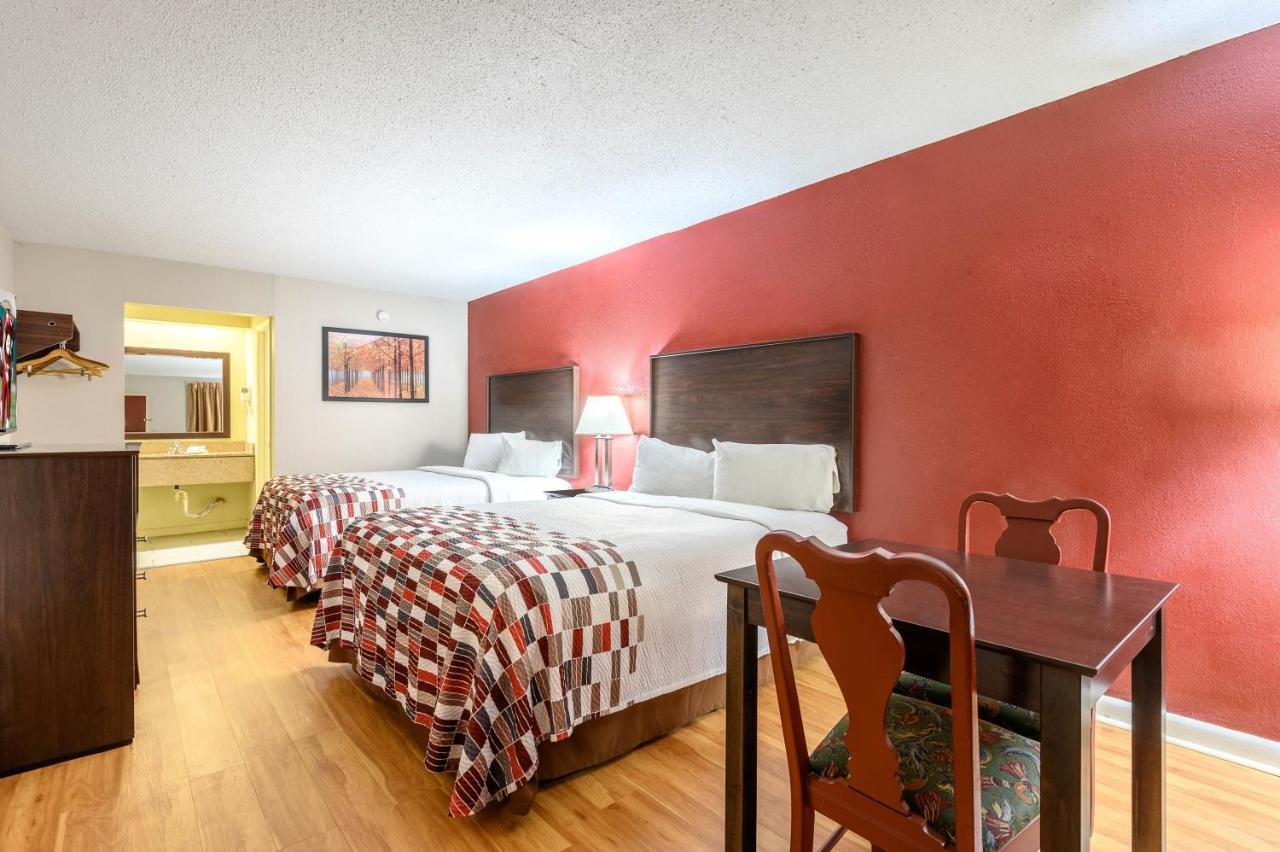Red Roof Inn Sylacauga Bagian luar foto