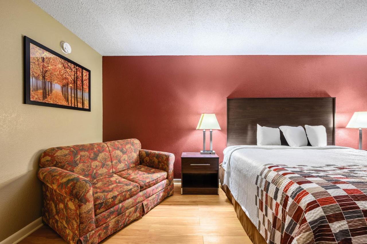 Red Roof Inn Sylacauga Bagian luar foto