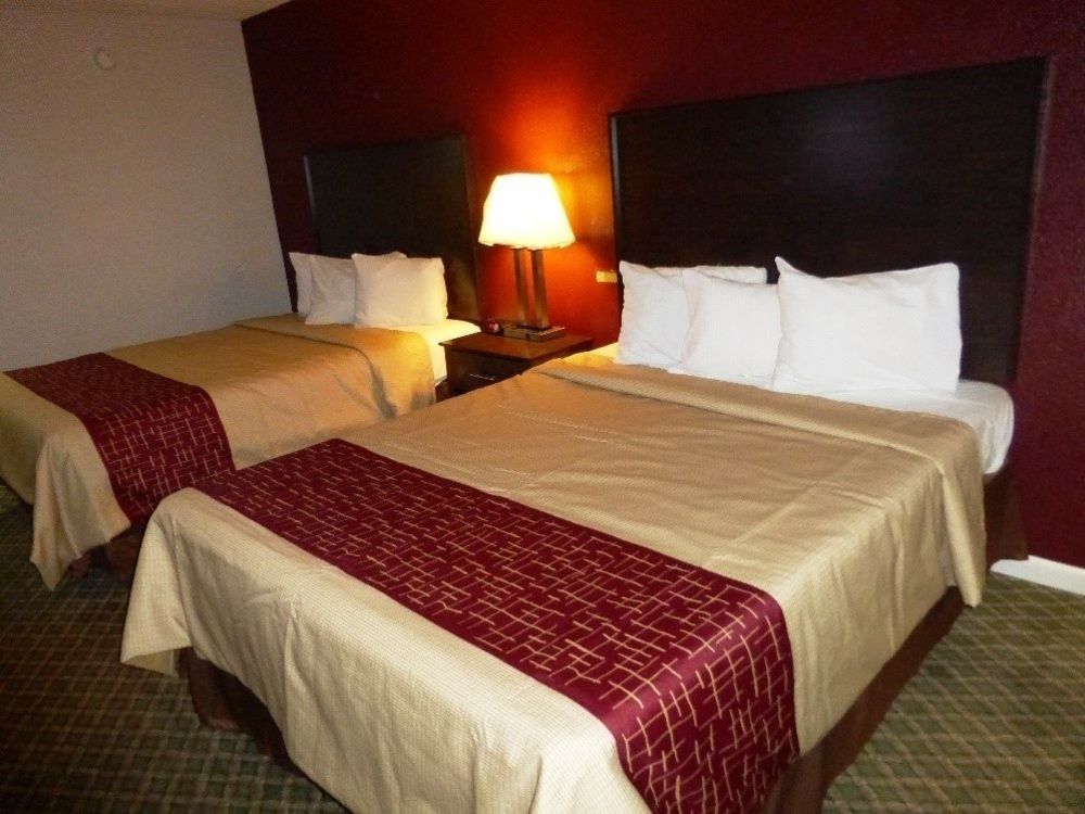 Red Roof Inn Sylacauga Bagian luar foto